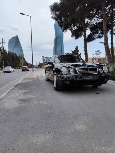 Mercedes E 240 2000, 350,000 km - 2.6 l - Bakı