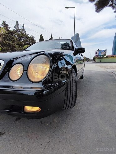 Mercedes E 240 2000, 350,000 km - 2.6 l - Bakı