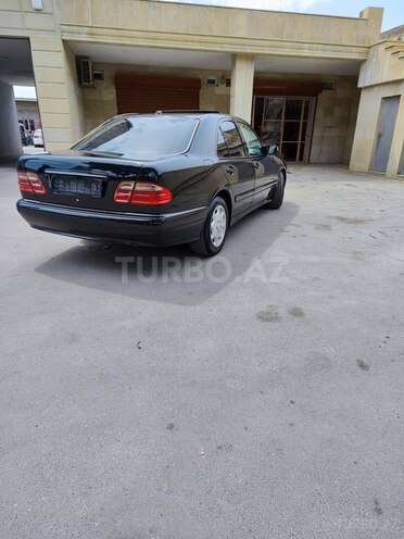 Mercedes E 240 2000, 350,000 km - 2.6 l - Bakı