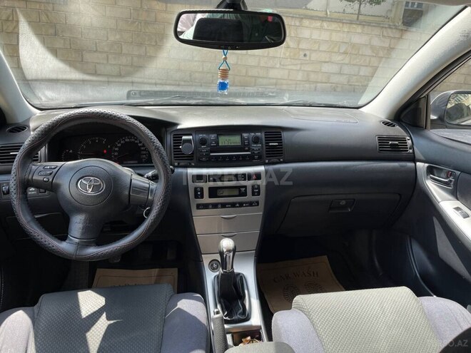 Toyota Corolla 2005, 258,500 km - 1.4 l - Bakı