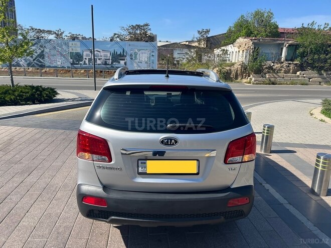 Kia Sorento 2010, 166,000 km - 2.0 l - Bakı