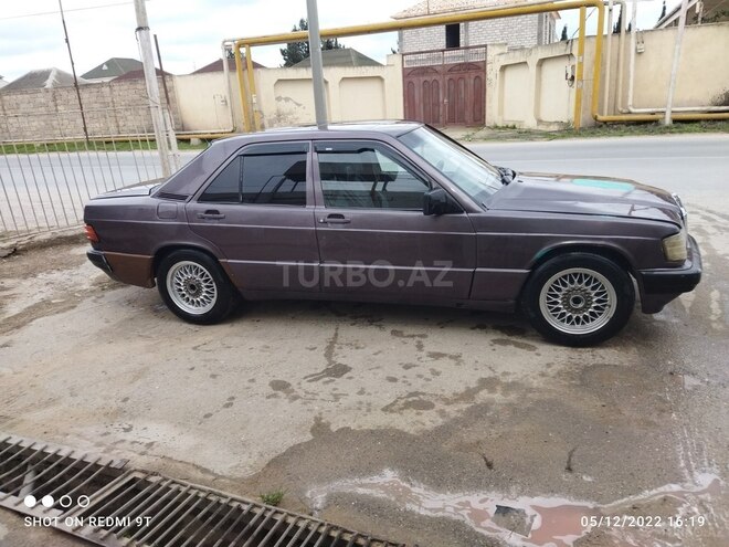 Mercedes 190 1999, 652,390 km - 2.0 л - Bakı