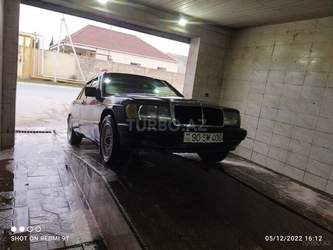 Mercedes 190 1999, 652,390 km - 2.0 л - Bakı