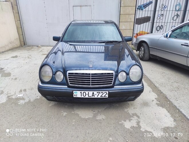 Mercedes E 230 1996, 123,500 km - 2.3 l - Bakı