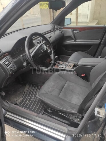 Mercedes E 230 1996, 123,500 km - 2.3 l - Bakı