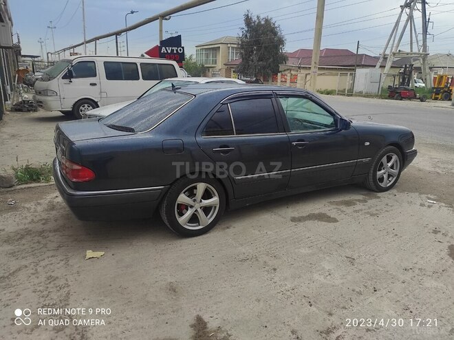 Mercedes E 230 1996, 123,500 km - 2.3 l - Bakı