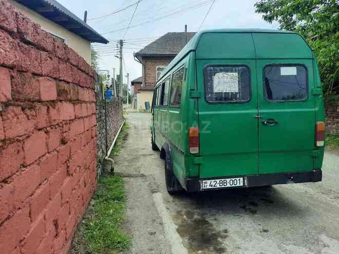 Mercedes 410 D 1996, 296,000 km - 1.9 л - Bakı