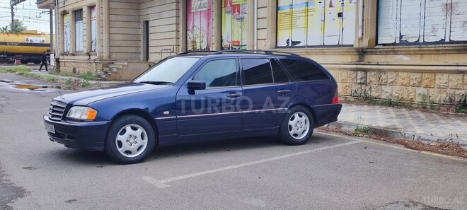 Mercedes C 200 1999, 550,000 km - 2.0 л - Ucar