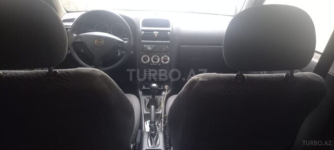 Opel Astra 2000, 278,200 km - 2.0 l - Gəncə