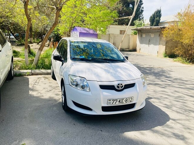 Toyota Auris 2007, 263,000 km - 1.4 l - Bakı