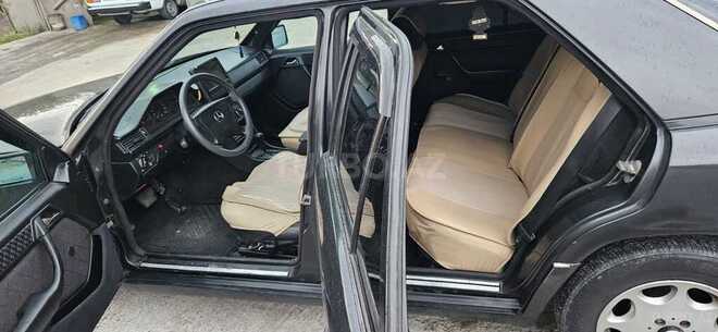 Mercedes E 250 1994, 252,525 km - 2.5 l - Xırdalan