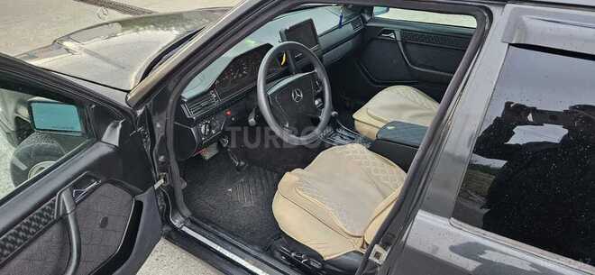 Mercedes E 250 1994, 252,525 km - 2.5 l - Xırdalan