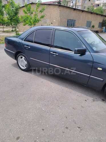 Mercedes E 200 1999, 600,000 km - 2.0 l - Sumqayıt