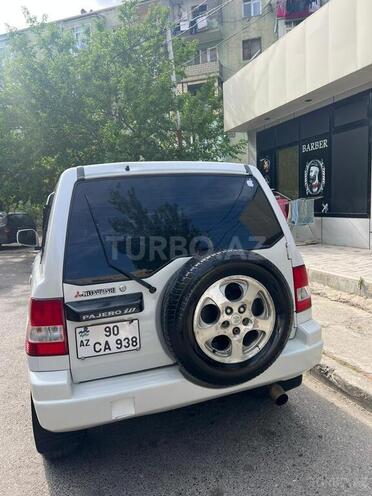 Mitsubishi Pajero io 1999, 322,117 km - 1.8 l - Sumqayıt
