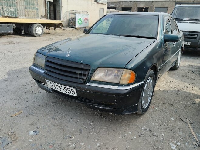 Mercedes C 250 1995, 250,000 km - 2.5 l - Bakı