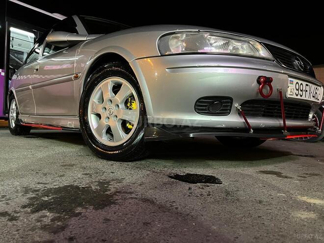 Opel Vectra 2001, 242,000 km - 1.6 l - Bakı