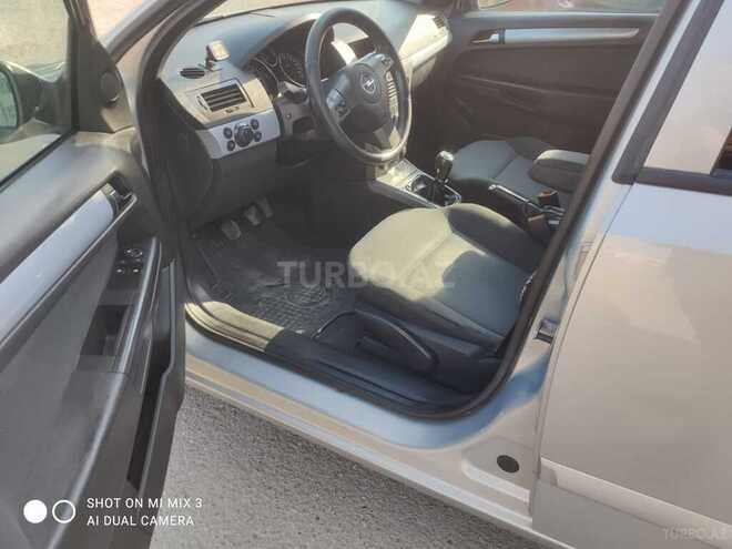 Opel Astra 2006, 390,245 km - 1.3 l - Bakı