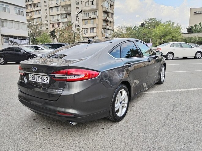 Ford Fusion 2017, 132,000 km - 2.0 l - Bakı