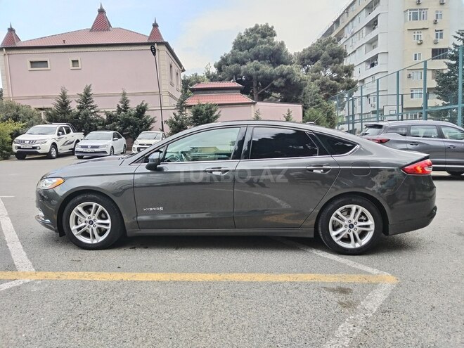 Ford Fusion 2017, 132,000 km - 2.0 l - Bakı