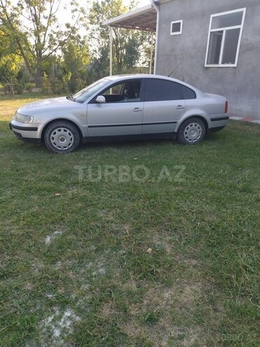 Volkswagen Passat 1999, 189,000 km - 2.0 l - Şəki