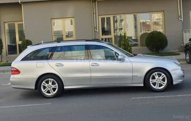 Mercedes E 220 2006, 315,000 km - 2.2 l - Bakı