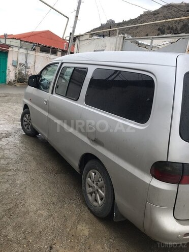 Hyundai H-1 2005, 50,000 km - 2.5 l - Bakı