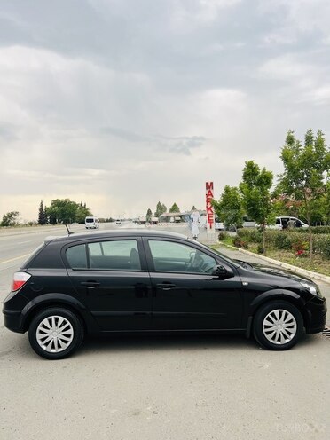 Opel Astra 2006, 146,400 km - 1.4 l - Zaqatala