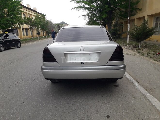 Mercedes C 180 1995, 288,563 km - 1.8 l - Bakı