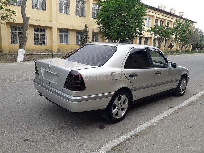 Mercedes C 180 1995, 288,563 km - 1.8 l - Bakı