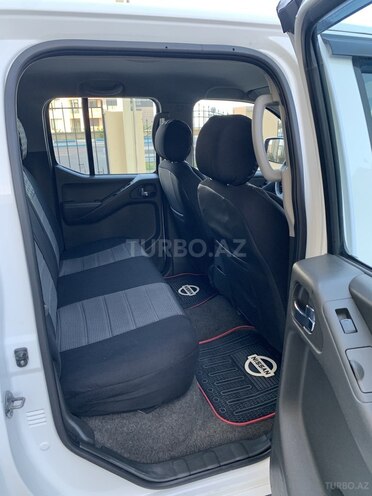 Nissan Navara 2014, 138,285 km - 2.5 l - Bakı