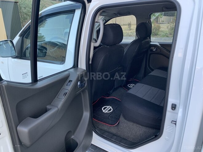 Nissan Navara 2014, 138,285 km - 2.5 l - Bakı