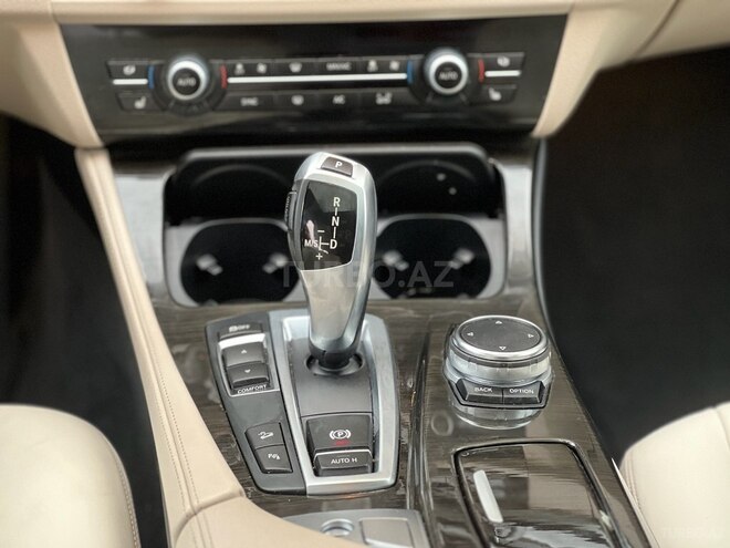 BMW 528 2015, 180,000 km - 2.0 l - Bakı