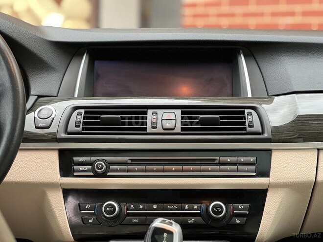 BMW 528 2015, 180,000 km - 2.0 l - Bakı