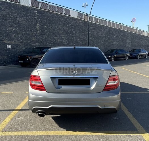 Mercedes C 250 2013, 172,500 km - 1.8 l - Bakı