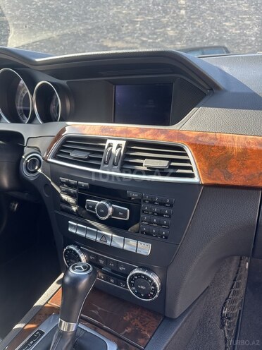 Mercedes C 250 2013, 172,500 km - 1.8 l - Bakı