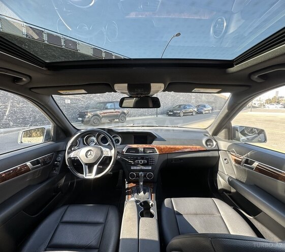 Mercedes C 250 2013, 172,500 km - 1.8 l - Bakı