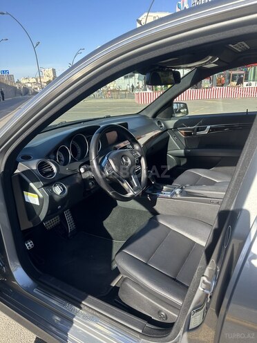 Mercedes C 250 2013, 172,500 km - 1.8 l - Bakı