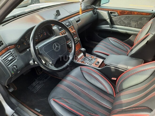 Mercedes E 240 1998, 340,000 km - 2.4 л - Gəncə