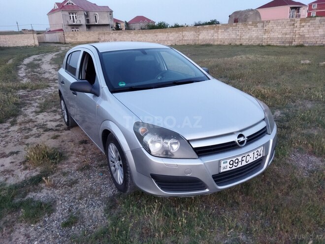 Opel Astra 2005, 250,000 km - 1.4 l - Bakı