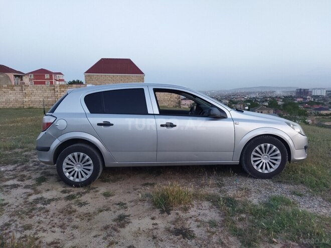 Opel Astra 2005, 250,000 km - 1.4 l - Bakı