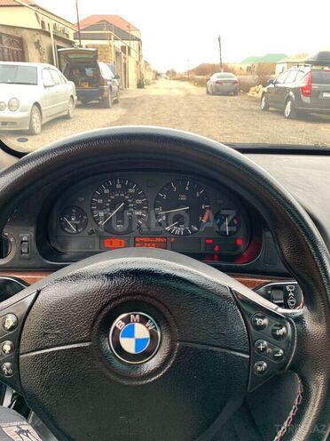 BMW 528 1999, 348,000 km - 2.8 l - Bakı