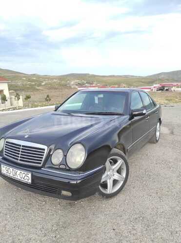 Mercedes E 240 1999, 240,000 km - 2.4 l - Bakı