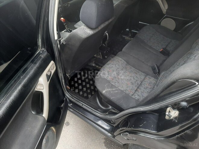 Volkswagen Vento 1997, 228,000 km - 2.0 л - Bakı