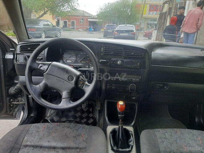 Volkswagen Vento 1997, 228,000 km - 2.0 л - Bakı