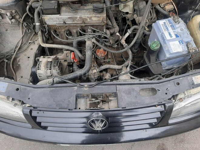 Volkswagen Vento 1997, 228,000 km - 2.0 л - Bakı
