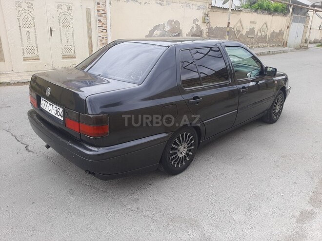 Volkswagen Vento 1997, 228,000 km - 2.0 л - Bakı
