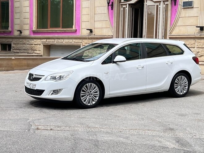 Opel Astra 2011, 231,128 km - 1.3 l - Bakı