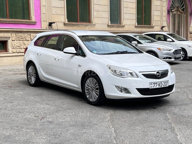 Opel Astra 2011, 231,128 km - 1.3 l - Bakı