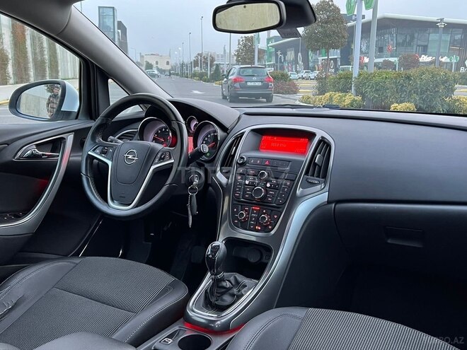 Opel Astra 2011, 231,128 km - 1.3 l - Bakı