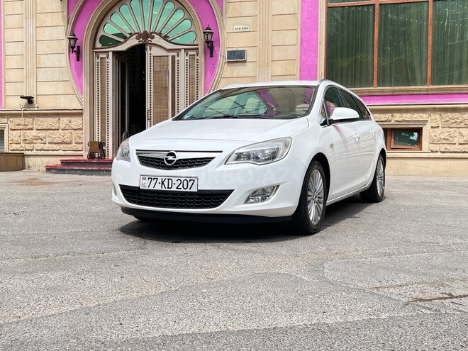 Opel Astra 2011, 231,128 km - 1.3 l - Bakı